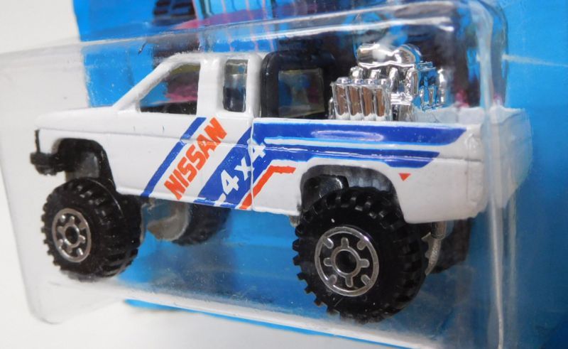 画像: 1987 TRAILBUSTERS 【NISSAN HARDBODY (No.4392)】  WHITE/GS