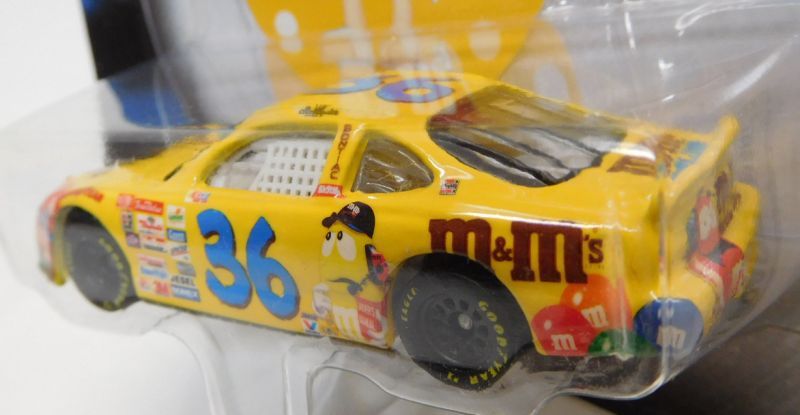 画像: 2001 HOT WHEELS RACING "PIT BOARD"【#36 TEAM M&M'S PONTIAC GRAND PRIX】 YELLOW/RR