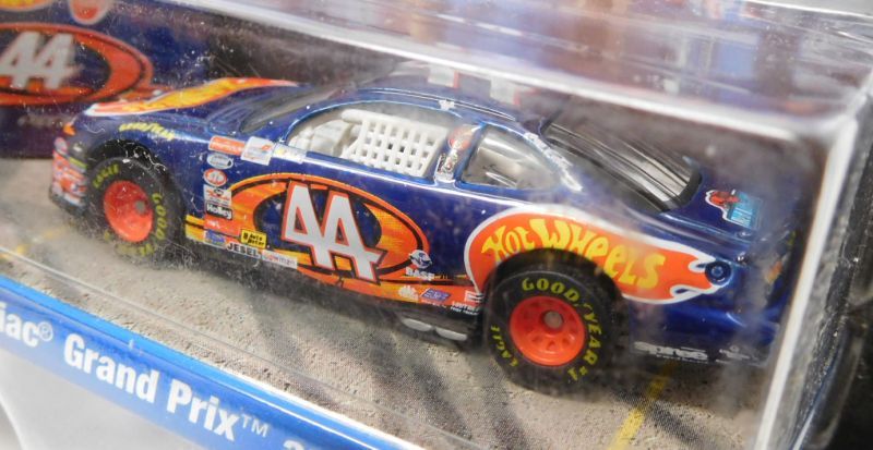 画像: 1999 HOT WHEELS RACING "PIT CREW" 【#44 TEAM HOT WHEELS PONTIAC GRAND PRIX and TOOL BOX】　RACE TEAM BLUE/RR