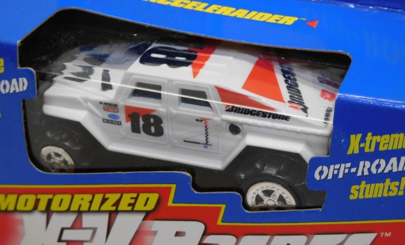 画像: 1998 "SIZZLERS" MOTORIZED X-V RACERS 【ACCELERAIDER (BRIDGESTONE TAMPO)】　WHITE (充電キット付き）