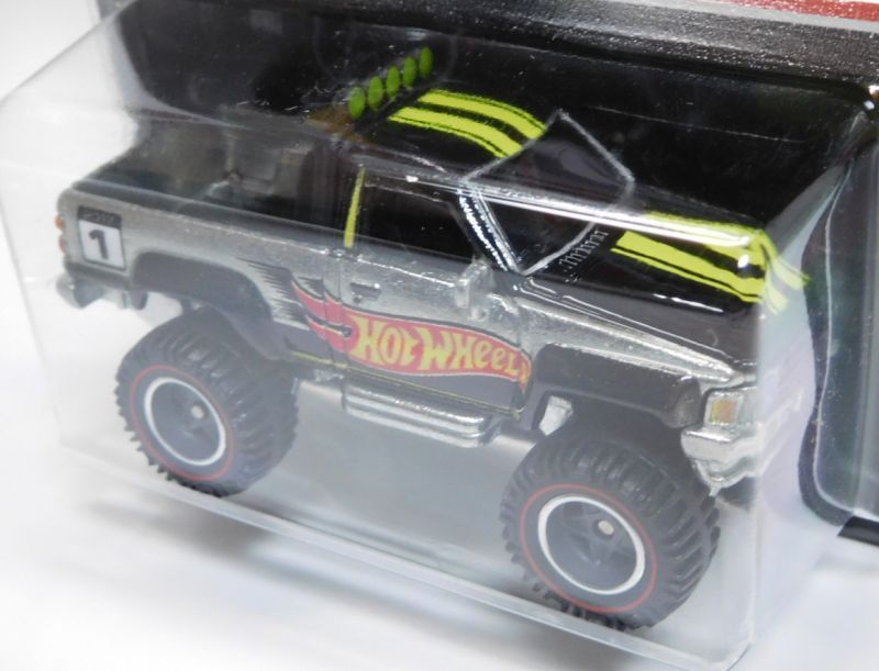 画像: 2017 WALMART MAIL IN PROMO 【1987 TOYOTA PICKUP】 ZAMAC/RR