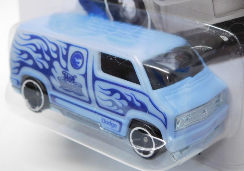 画像: 2017 COLOR SHIFTERS 【'77 DODGE CUSTOM VAN】 WHITE-BLUE/O5