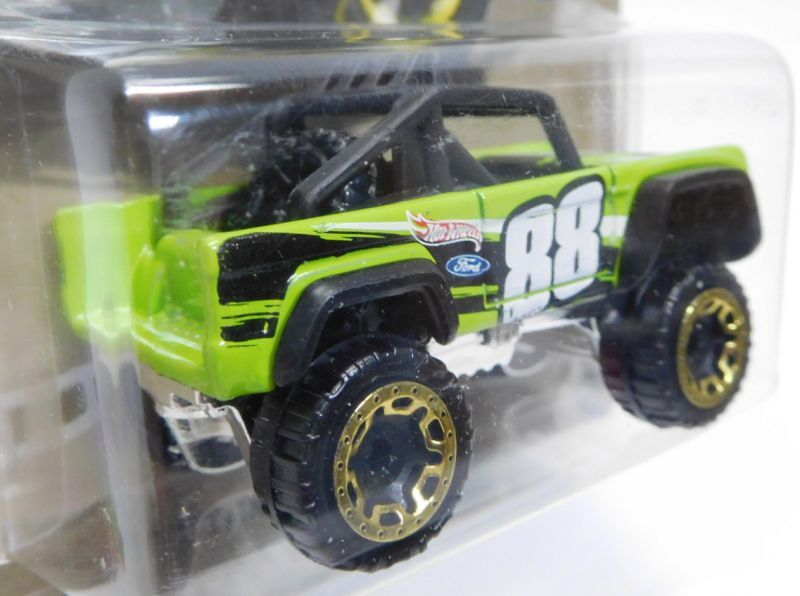 画像: 2016 WALMART EXCLUSIVE - RAD TRUCKS 【CUSTOM FORD BRONCO】 LT.GREEN/BLOR