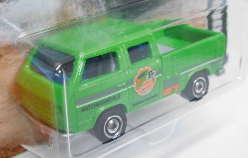 画像: 2017 MATCHBOX COLOR CHANGERS 【VOLKSWAGEN TRANSPORTER CAB (ノーマル荷台）】 GREEN