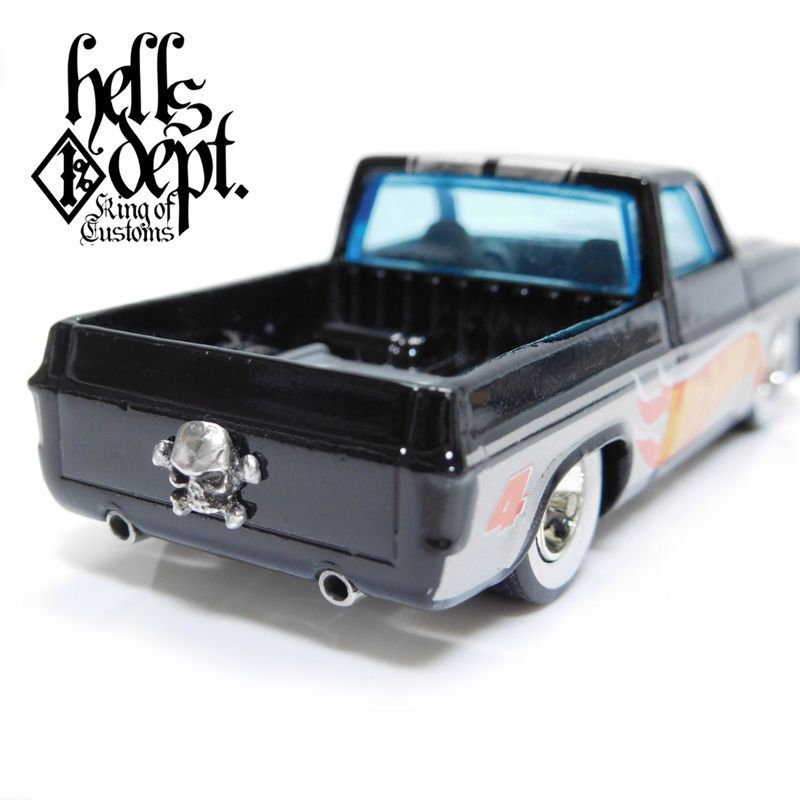 画像: HELLS DEPT 2017 【'83 CHEVY SILVERADO MONOEYE CHASSIS with SKULL (カスタム完成品)】　R.T.BLACK/RR （送料サービス適用外）