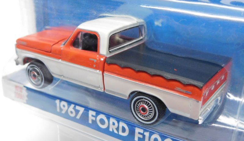 画像: 2017 GREENLIGHT HOBBY EXCLUSIVE 【"100 YEARS FORD TRUCKS" 1967 FORD F100】  ORANGE-WHITE/RR