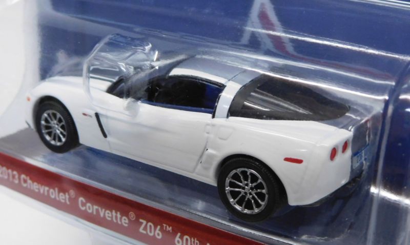 画像: 2017 GREENLIGHT ANNIVERSARY COLLECTION S5 【2013 CHEVROLET CORVETTE Z06 60th ANNIVERSARY EDITION】 WHITE/RR 