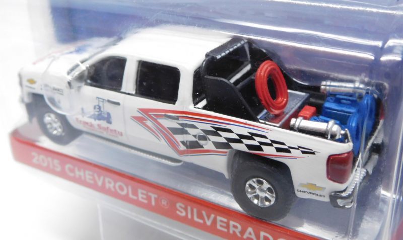 画像: 2017 GREENLIGHT HOBBY EXCLUSIVE 【"TRACK SAFETY" 2015 CHEVROLET SILVERADO】  WHITE/RR