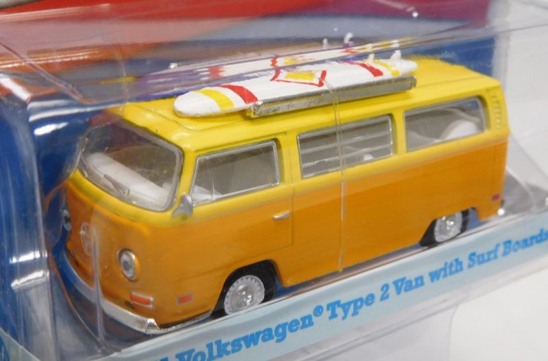 画像: 2017 GREENLIGHT HOBBY EXCLUSIVE 【1971 VOLKSWAGEN TYPE 2 VAN with SURF BOARDS】  YELLOW-ORANGE/RR