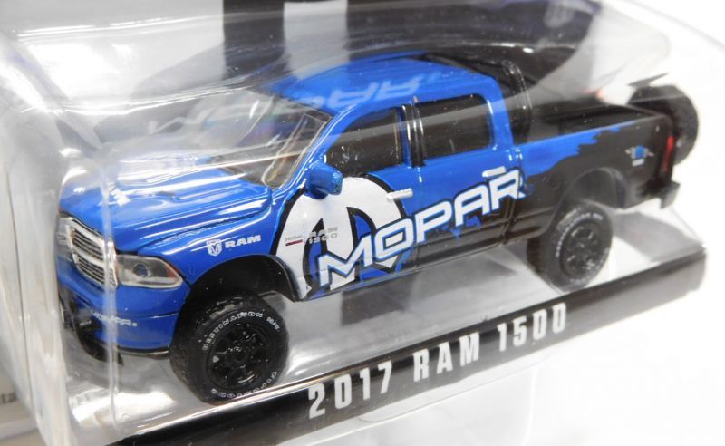 画像: 2017 GREENLIGHT HOBBY EXCLUSIVE 【"MOPAR" 2017 RAM 1500】  BLUE-BLACK/RR