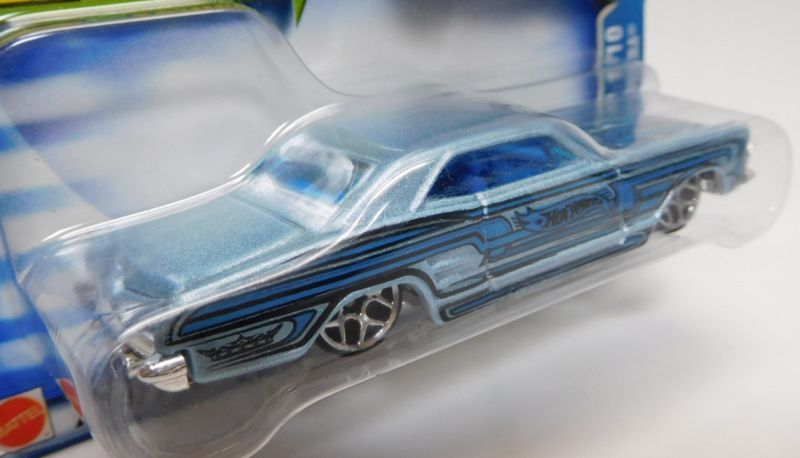 画像: 2003 ATOMIX 【1964 BUICK RIVIERA with TANK】 MET.LT.BLUE/5Y