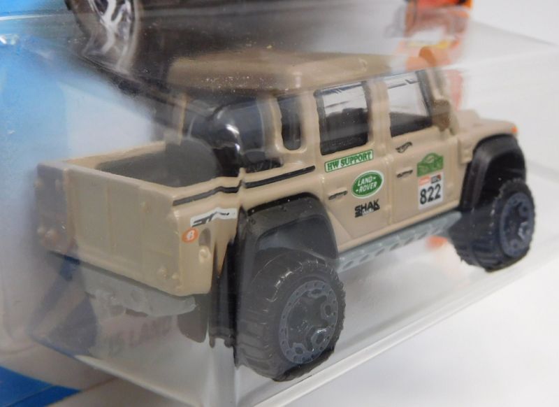 画像: 【'15 LAND ROVER DEFENDER DOUBLE CAB】 TAN/BLOR (NEW CAST)