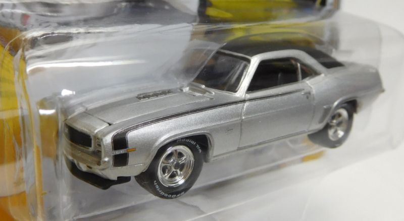 画像: 2017 JOHNNY LIGHTNING - MUSCLE CARS USA R2B 【1969 CHEVY CAMARO RS/SS】 SILVER/RR