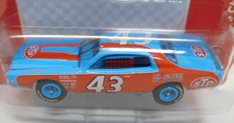 画像: 2017 JOHNNY LIGHTNING "SPECIAL EDITION" 【"RICHARD PETTY" 1974 DODGE CHARGER】 LT.BLUE-RED/RR (1752個限定)