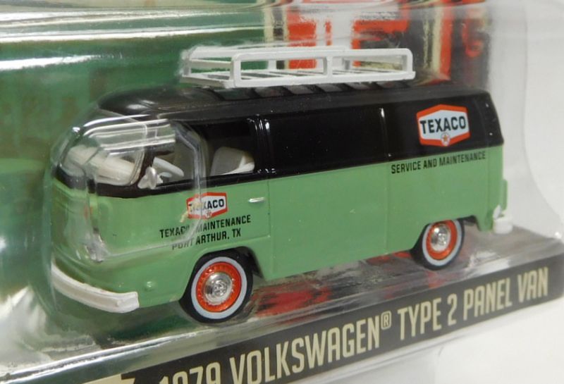 画像: 2017 GREENLIGHT RUNNING ON EMPTY S3 【1979 VOLKSWAGEN TYPE 2 PANEL VAN】 PALE GREEN-BLACK/RR (TEXACO)