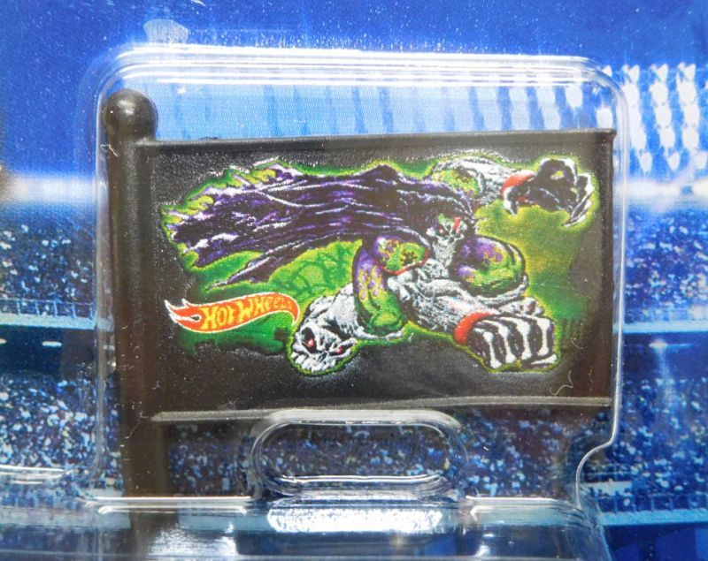 画像: 2017 MONSTER JAM includes TEAM FLAG! 【GRAVE DIGGER】 ZAMAC (CHROME)