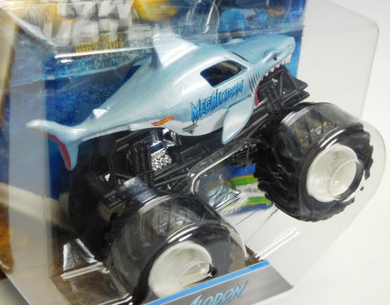 画像: 2017 MONSTER JAM includes TEAM FLAG! 【MEGALODON】 LT.BLUE (2017 NEW TRUCK!)