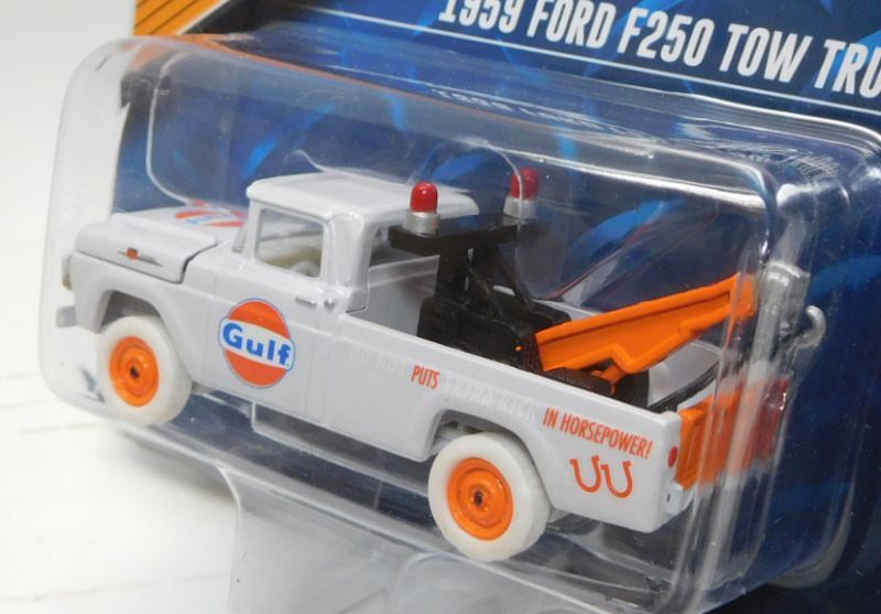 画像: 2018 JOHNNY LIGHTNING - "MIJO EXCLUSIVE" 【"GULF" 1959 FORD F250 TOW TRUCK】 WHITE/RR (WHITE LIGHTNING)