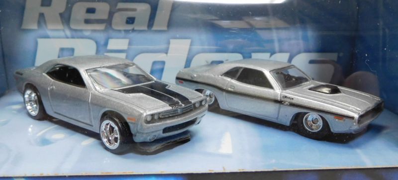 画像: 2007 RLC REAL RIDERS 【'70 DODGE CHALLENGER / '06 DODGE CHALLENGER CONCEPT】　SILVER/RR