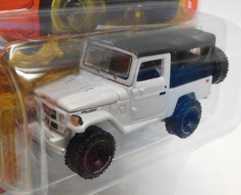 画像: 2017 JOHNNY LIGHTNING - CLASSIC GOLD COLLECTION "MIJO EXCLUSIVE" 【1980 TOYOTA LAND CRUISER】 WHITE-BLACK/RR (WHITE LIGHTNING)