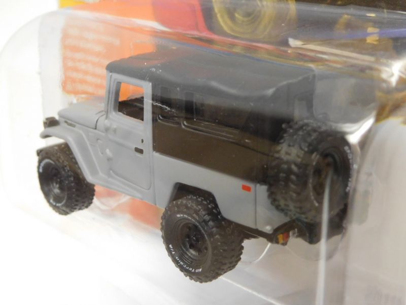 画像: 2017 JOHNNY LIGHTNING - CLASSIC GOLD COLLECTION "MIJO EXCLUSIVE" 【1980 TOYOTA LAND CRUISER】 FLAT GRAY-BLACK/RR