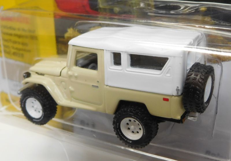 画像: 2017 JOHNNY LIGHTNING - CLASSIC GOLD COLLECTION R4A 【1980 TOYOTA LAND CRUISER】 BEIGE-WHITE/RR