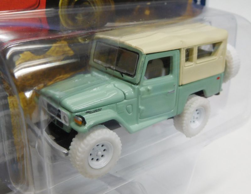 画像: 2017 JOHNNY LIGHTNING - CLASSIC GOLD COLLECTION "MIJO EXCLUSIVE" 【1980 TOYOTA LAND CRUISER】 PALE.LT.GREEN-BEIGE/RR (WHITE LIGHTNING)