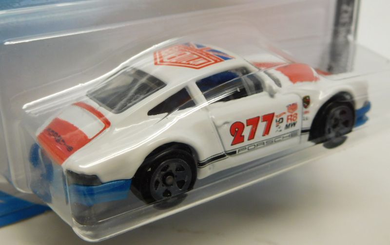 画像: 【"URBAN OUTLAW" '71 PORSCHE 911 (BLUEシャーシ）】 WHITE/5SP(NEW CAST)