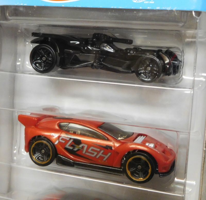 画像: 2018 5PACK 【"DC COMICS" JUSTICE LEAGUE】Justice League Batmobile / Synkro / Sir Ominous / Ryura LX / Bully Goat 