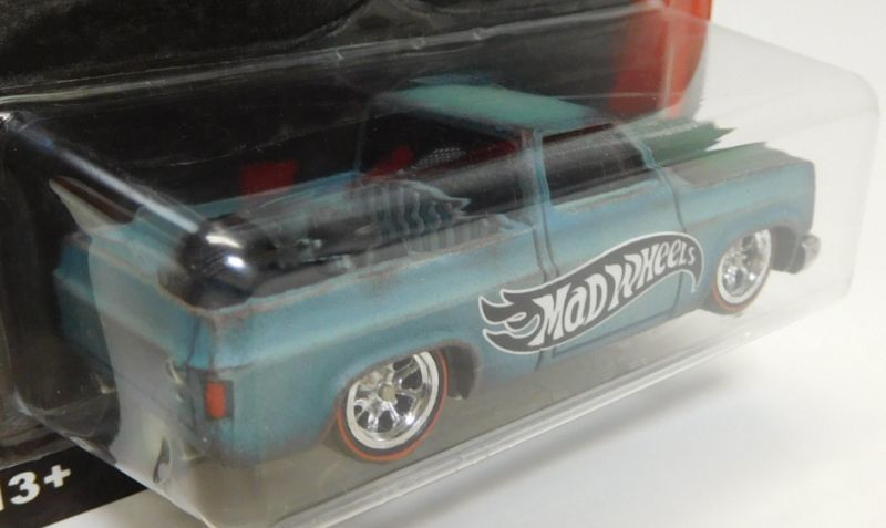 画像: MAD WHEELS (マッドホイール） 【'83 CHEVY SILVERADO with MONOEYEシャーシ(カスタム完成品）】 FLAT LT.BLUE(GREEN HOOD)/RR （送料サービス適用外） 