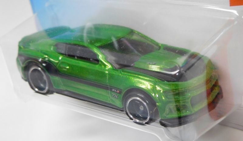 画像: 2018 SUPER TREASURE HUNTS 【2017 CAMARO ZL1】 SPEC.GREEN/RR