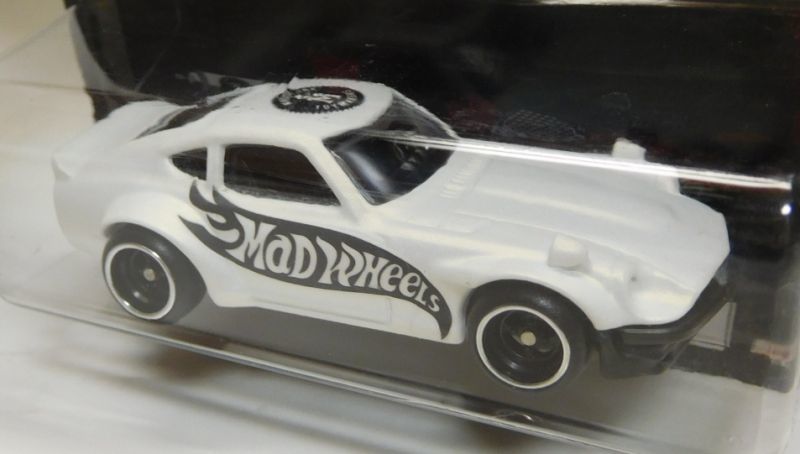 画像: MAD WHEELS (マッドホイール） 【CUSTOM DATSUN 240Z "BLACK LOGO" (カスタム完成品）】 WHITE/RR （送料サービス適用外） 