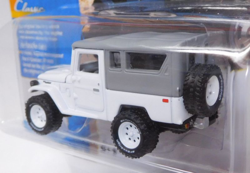 画像: 2017 JOHNNY LIGHTNING - CLASSIC GOLD COLLECTION "HOBBY EXCLUSIVE" 【1980 TOYOTA LAND CRUISER】 WHITE/RR