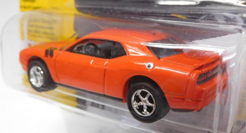 画像: 2017 JOHNNY LIGHTNING - CLASSIC GOLD COLLECTION R4A 【2010 DODGE CHALLENGER R/T】 ORANGE/RR