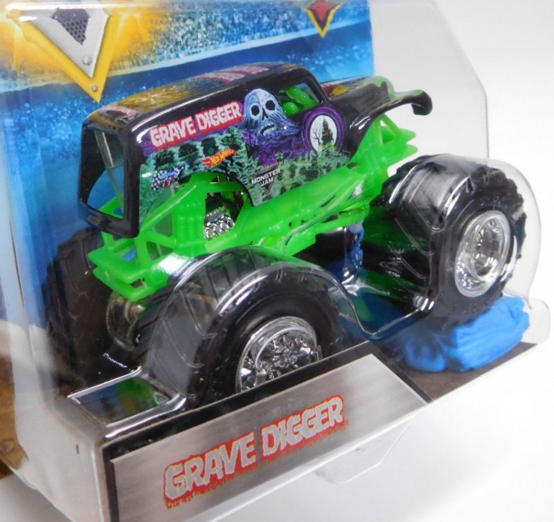 画像: 2018 MONSTER JAM includes RE-CRUSHABLE CAR! 【GRAVE DIGGER】 BLACK (TOUR FAVORITES)