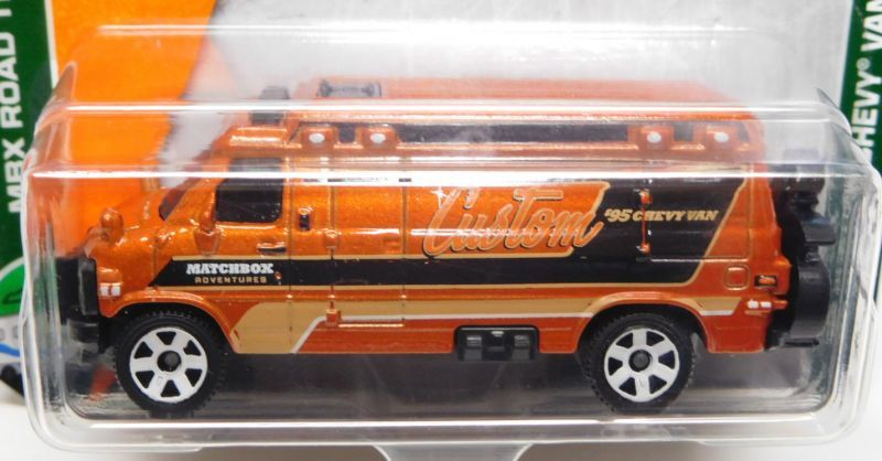 画像: 2018 【'95 CUSTOM CHEVY VAN】  ORANGE (積み荷がバイク）