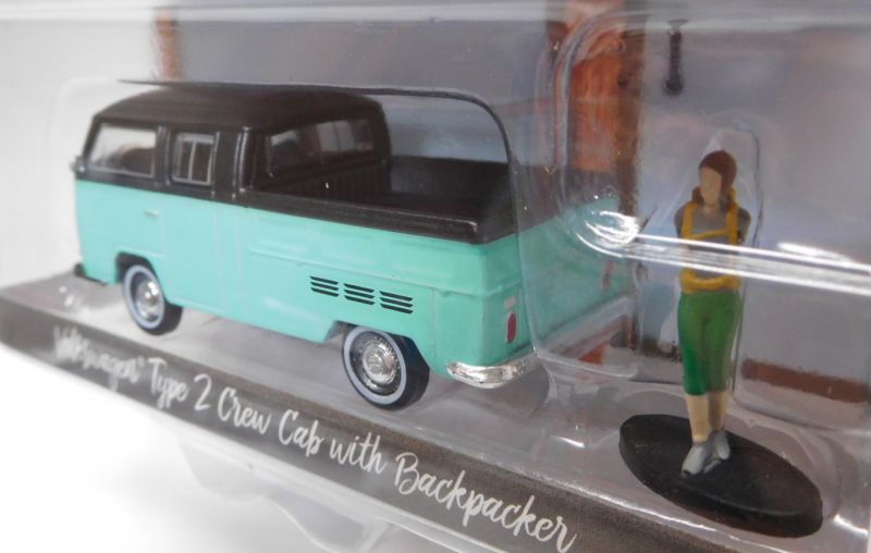 画像: 2018 GREENLIGHT THE HOBBY SHOP S2 【VOLKSWAGEN TYPE 2 CREW CAB WITH BACKPACKER】 BLACK-TURQUOISE/RR