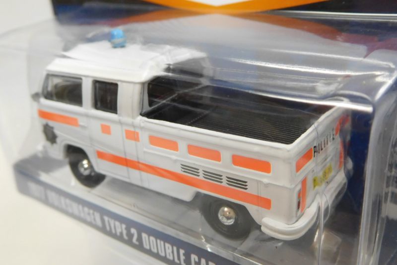 画像: 2018 GREENLIGHT CLUB V-DUB S6 【1977 VOLKSWAGEN TYPE 2 DOUBLE CAB PICK-UP】 WHITE/RR