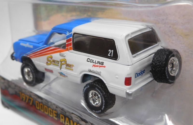 画像: 2018 GREENLIGHT ALL-TERRAIN S6 【1977 DODGE RAMCHARGER】  WHITE-BLUE/RR