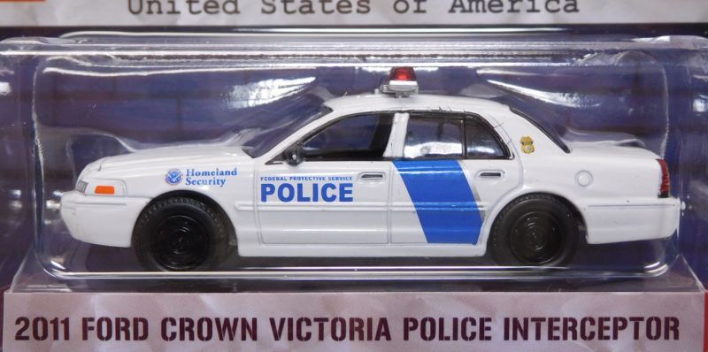 画像: 2018 GREENLIGHT HOT PURSUIT S26 【2011 FORD CROWN VICTORIA POLICE INTERCEPTOR】 WHITE/RR (HOMELAND SECURITY FEDERAL PROTECTION)