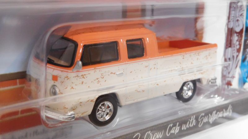 画像: 2018 GREENLIGHT THE HOBBY SHOP 3 【VOLKSWAGEN TYPE 2 CREW CAB WITH SURFBOARDS】 ORANGE-CREAM/RR