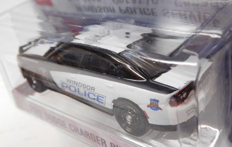 画像: 2018 GREENLIGHT HOT PURSUIT S26 【2017 DODGE CHARGER PURSUIT】 BLACK-WHITE/RR (WINDSOR POLICE SERVICE)