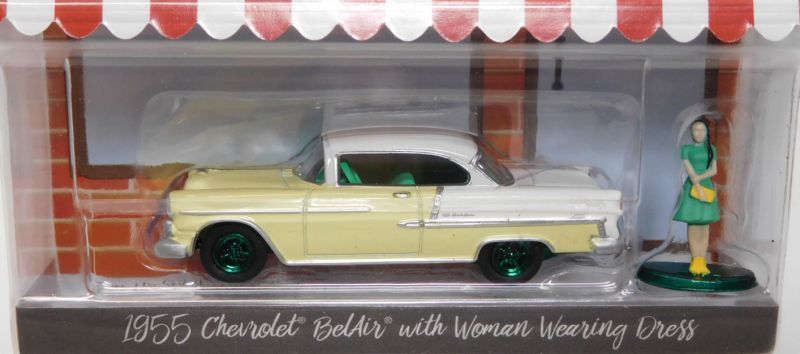 画像: 2018 GREENLIGHT THE HOBBY SHOP 3 【1955 CHEVROLET BEL AIR WITH WOMAN WEARING DRESS】 LT.YELLOW/RR (GREEN MACHINE)