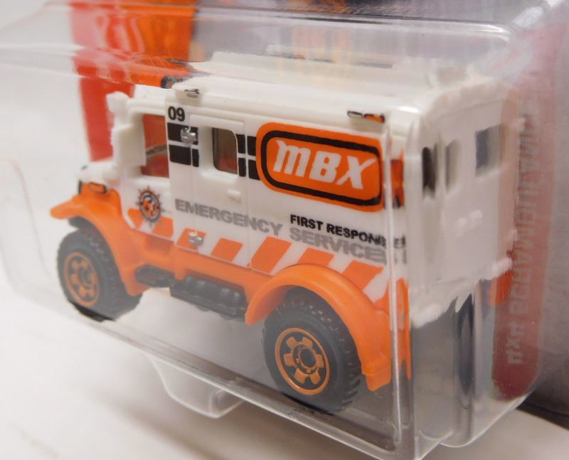 画像: 2018 【4X4 SCRAMBULANCE】  WHITE-ORANGE