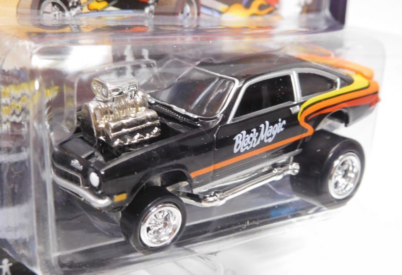 画像: 2017 JOHNNY LIGHTNING - STREET FREAKS S4 【1972 CHEVY VEGA】 BLACK (ZINGERS!)