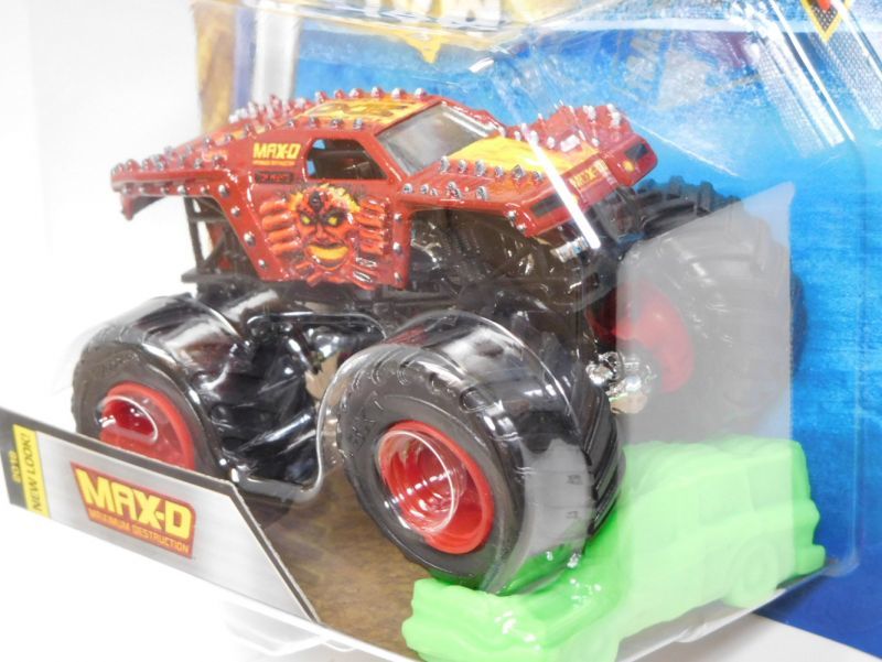 画像: 2018 MONSTER JAM includes RE-CRUSHABLE CAR! 【MAX-D】 RED (EPIC ADDITIONS)(2018 NEW LOOK!)