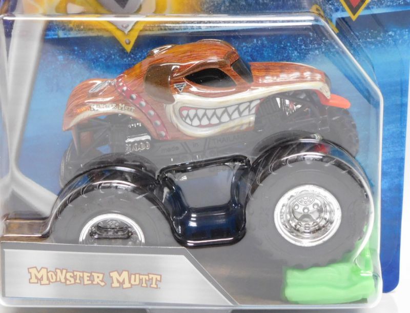 画像: 2018 MONSTER JAM includes RE-CRUSHABLE CAR! 【MONSTER MUTT】 BROWN (MJ DOG POUND)