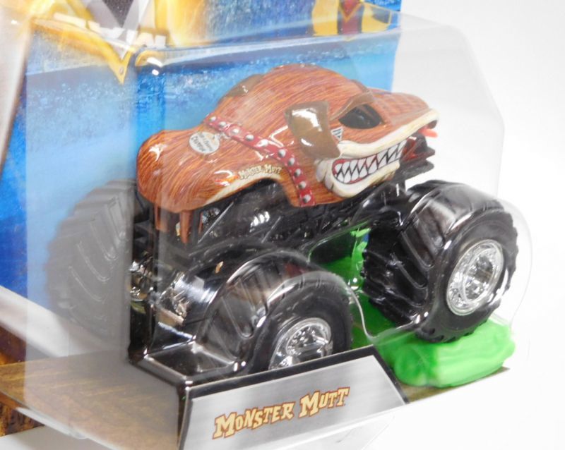 画像: 2018 MONSTER JAM includes RE-CRUSHABLE CAR! 【MONSTER MUTT】 BROWN (MJ DOG POUND)