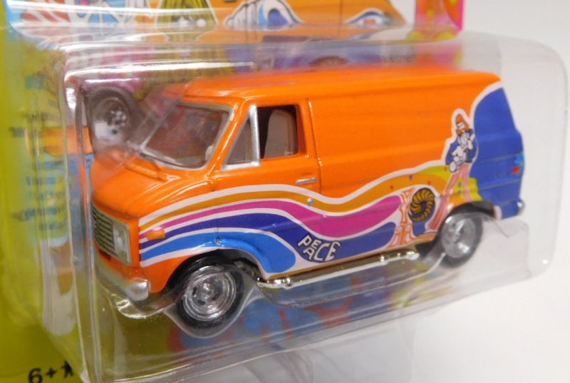 画像: 2018 JOHNNY LIGHTNING - STREET FREAKS S1 【1976 CHEVY G-20 VAN】 ORANGE (BOOGIE VANS)