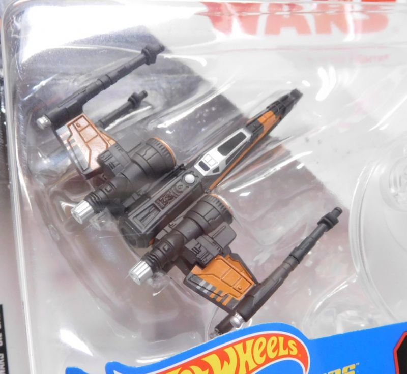 画像: 2018 HW STAR WARS STARSHIP 【POE'S X-WING FIGHTER】　BLACK (2018 WHITE CARD)